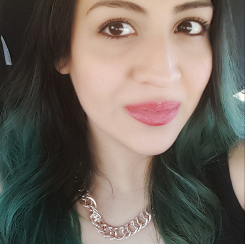 Meet your Posher, Lizbeth